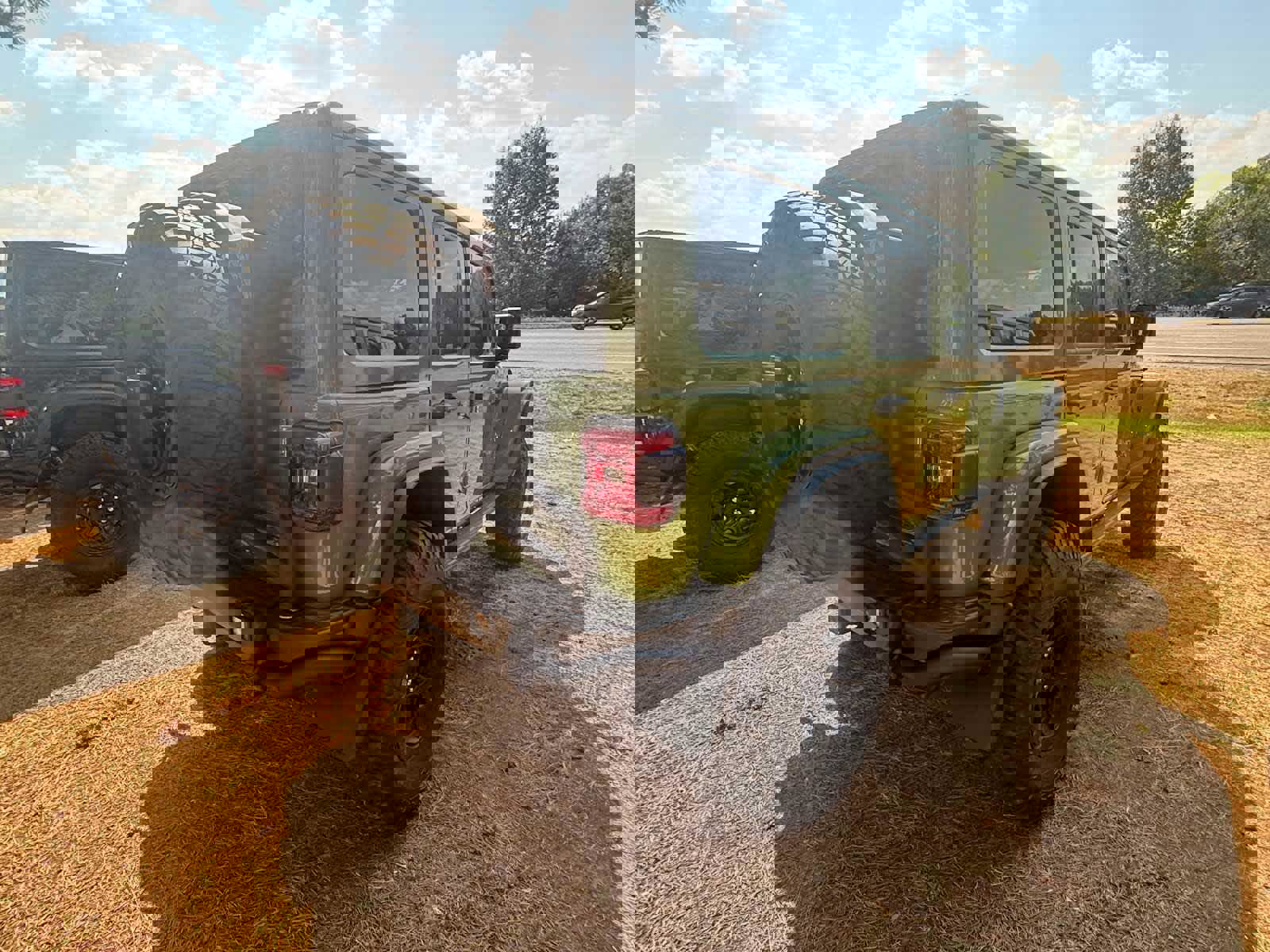 New 2025 Jeep Wrangler Unlimited Rubicon 392 image 14