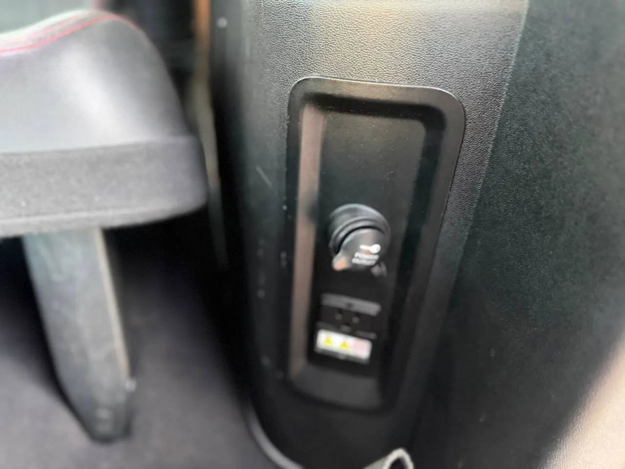 Used 2017 Dodge Grand Caravan GT image 31