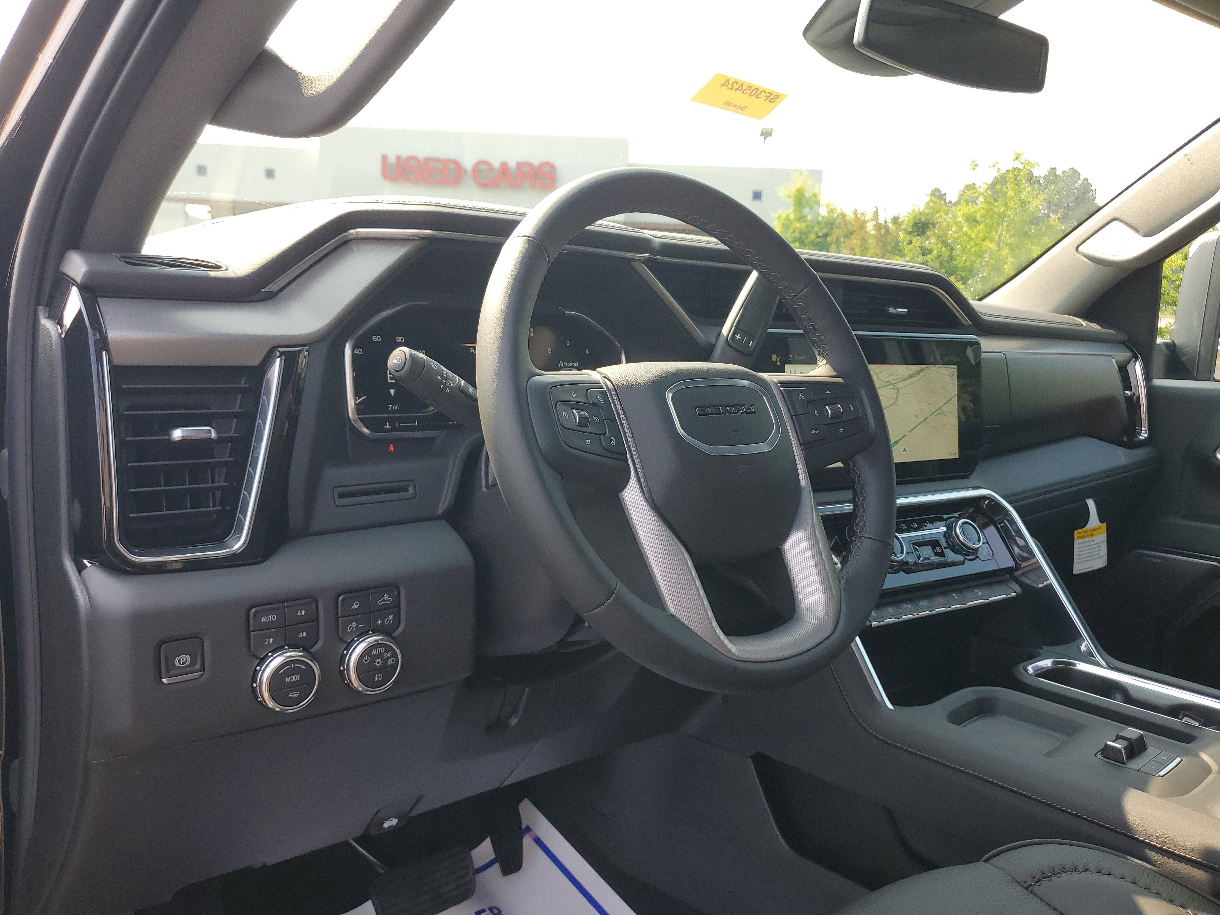 New 2025 GMC Sierra 2500 Denali image 17