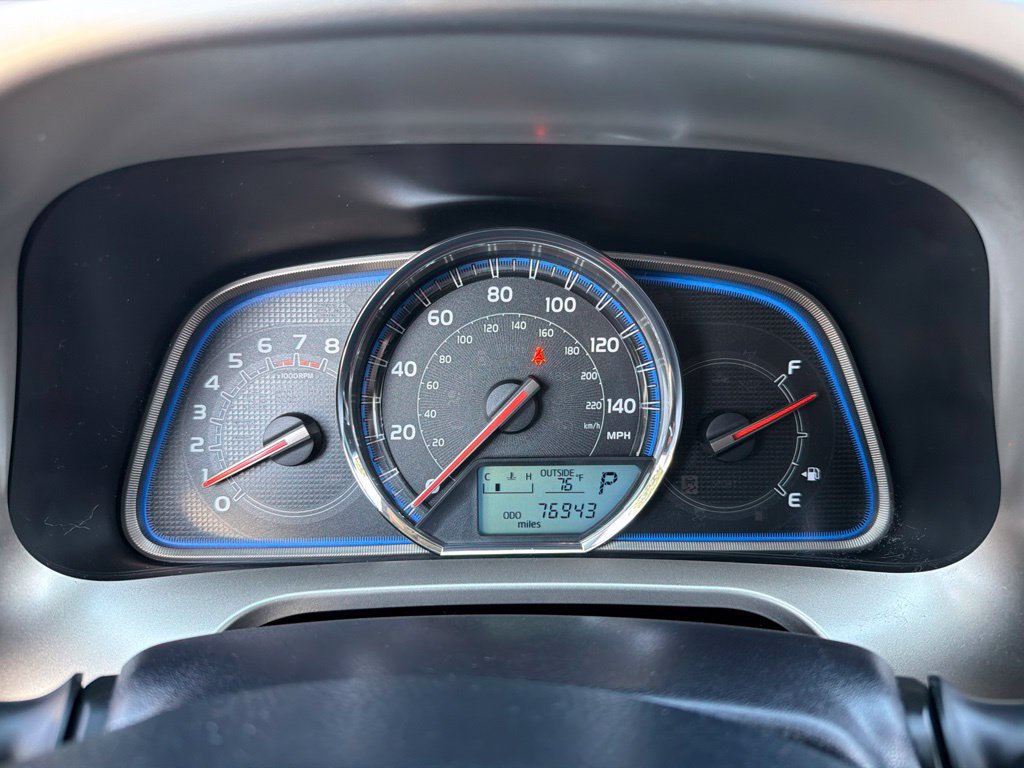Used 2013 Toyota RAV4 Limited AWD/4WD image 9