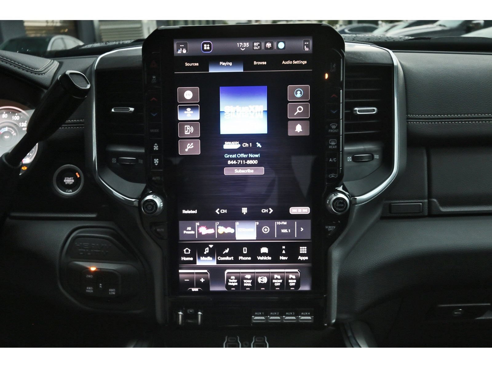 Used 2025 RAM 3500 Laramie AWD/4WD image 23