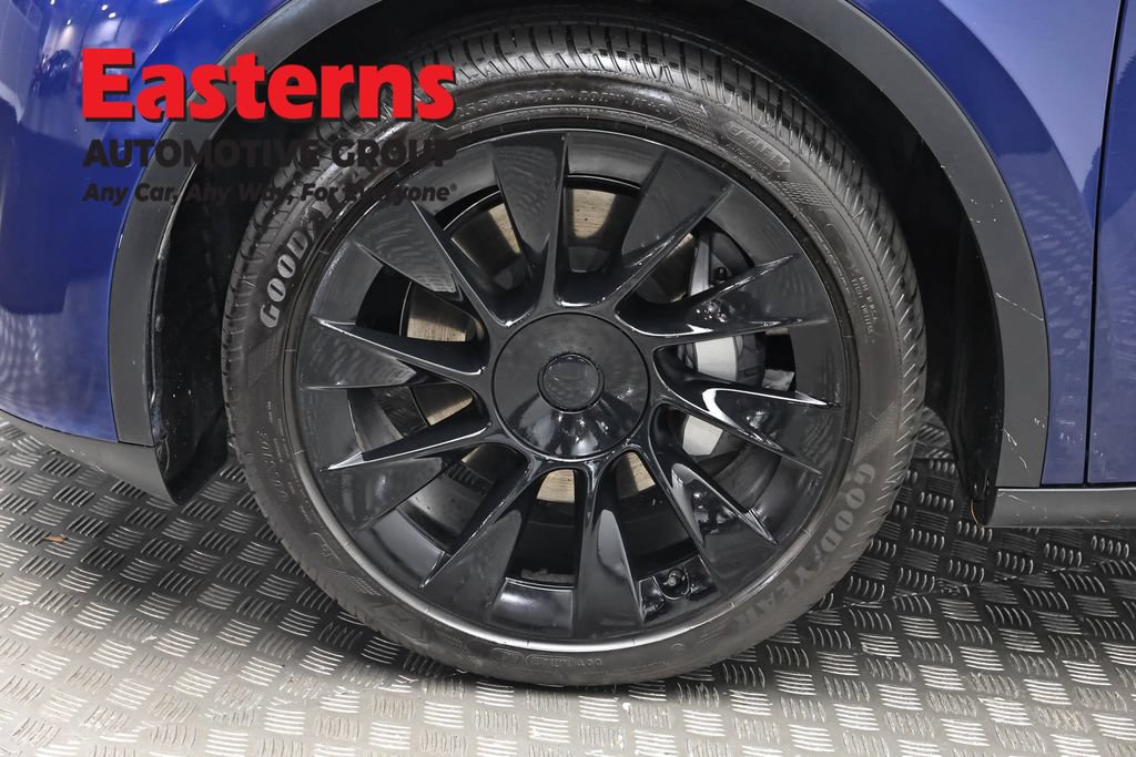 Used 2021 Tesla Model Y Long Range AWD/4WD image 26
