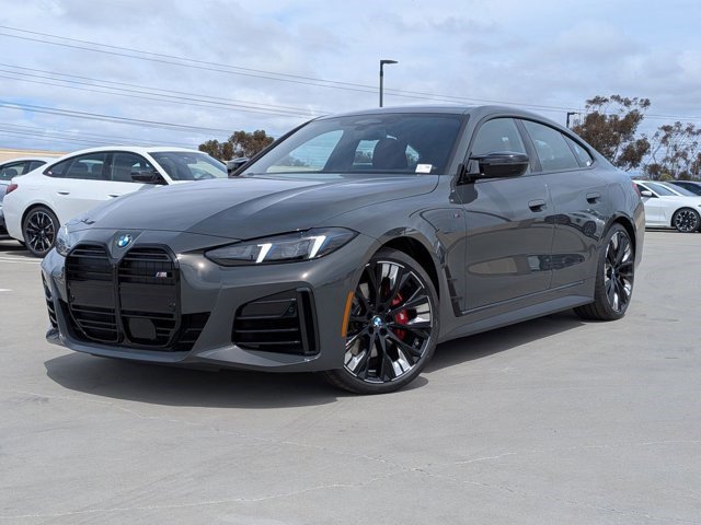 New 2026 BMW 440i xDrive w/ Premium Package