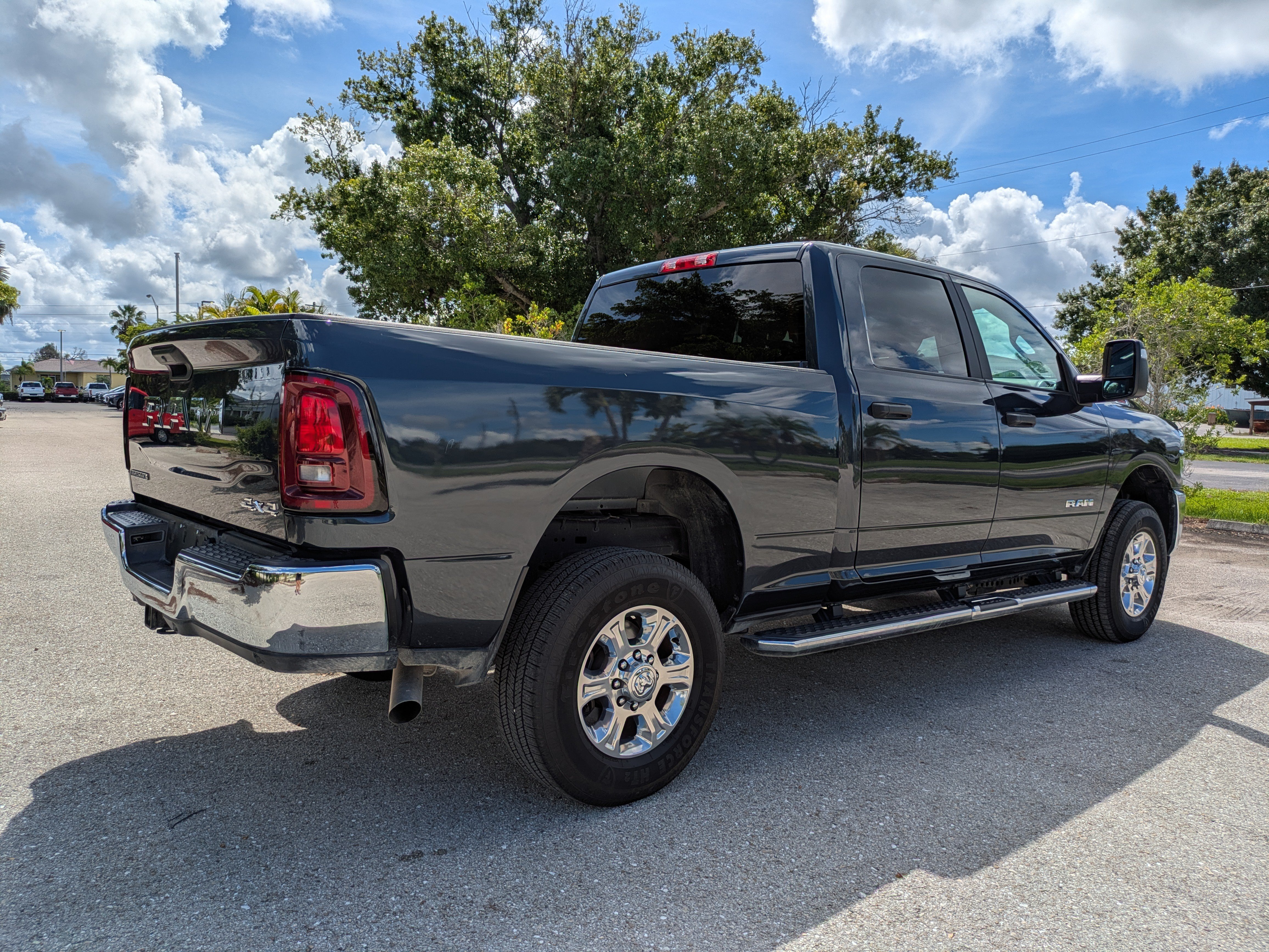 Used 2026 RAM 2500 Big Horn AWD/4WD image 4