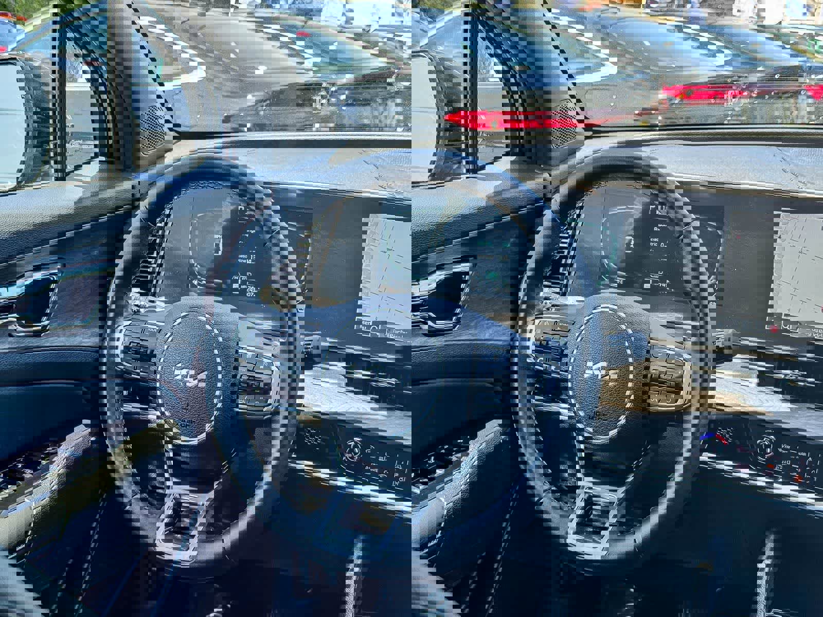 Used 2023 Kia Sportage X-Line AWD/4WD image 16