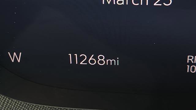 Used 2025 Buick Enclave Sport Touring w/ Power Package image 13