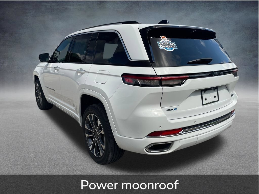 Used 2023 Jeep Grand Cherokee Overland w/ Luxury Tech Group IV AWD/4WD image 6