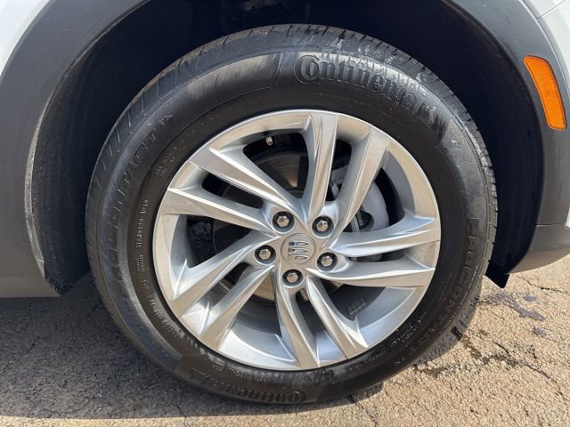 Used 2024 Buick Envista Preferred w/ Convenience II Package FWD image 30