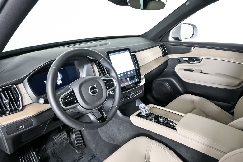 Certified 2026 Volvo XC90 B6 Plus w/ Protection Package Premier image 6