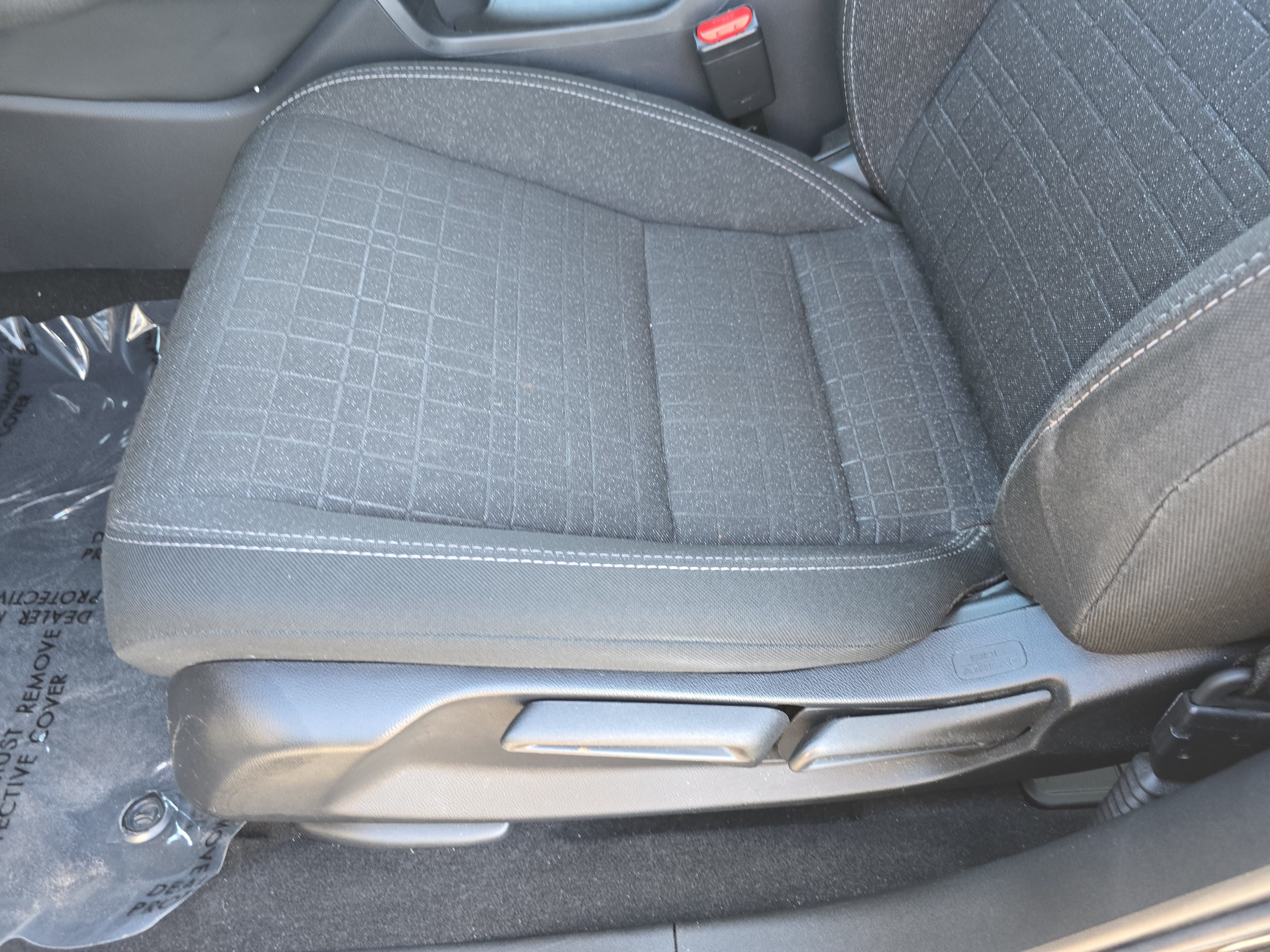 Certified 2024 Honda HR-V LX image 27