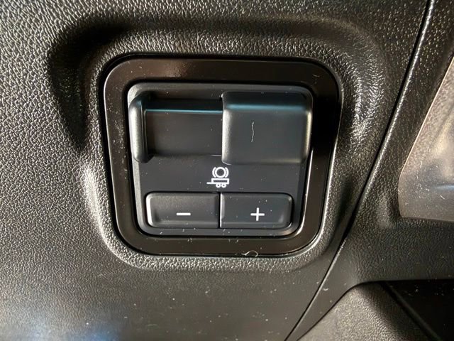 Used 2025 GMC Hummer EV 2X AWD/4WD image 39