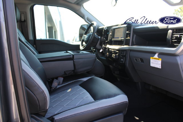 New 2026 Ford F350 XL w/ STX Appearance Package AWD/4WD image 8