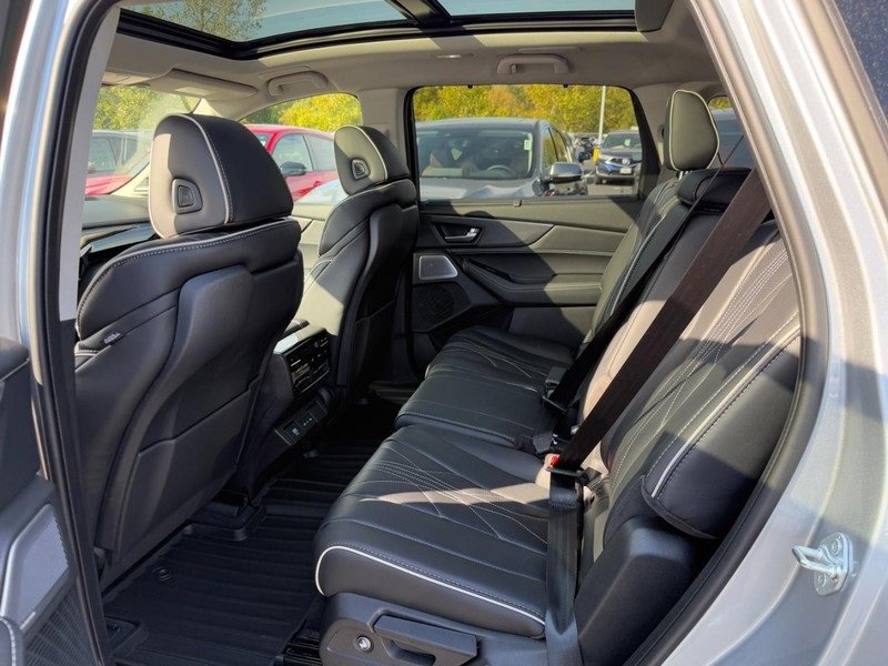 New 2026 Acura MDX w/ Advance Package image 5