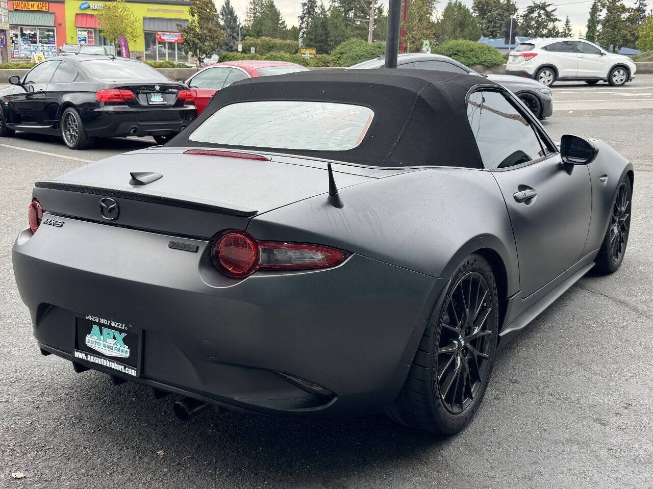 Used 2017 MAZDA MX-5 Miata Club w/ Brembo/BBS Package RWD image 8