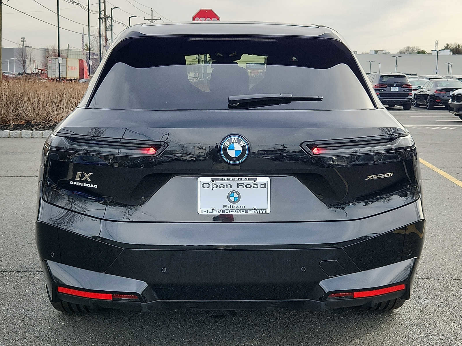 Used 2023 BMW iX xDrive50 w/ Ultimate Package 2 image 5