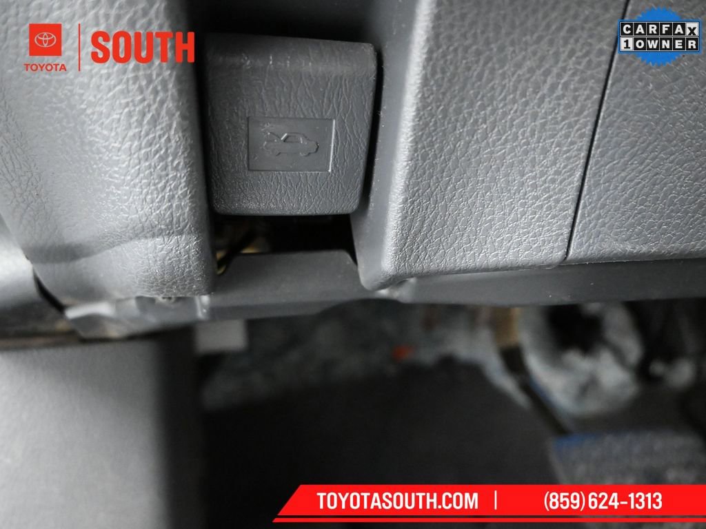 Used 2023 Toyota Camry XLE image 20