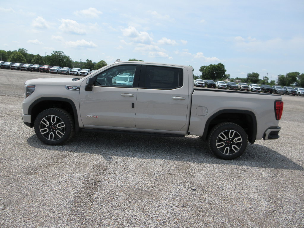 New 2026 GMC Sierra 1500 AT4 w/ AT4 Premium Package AWD/4WD image 11