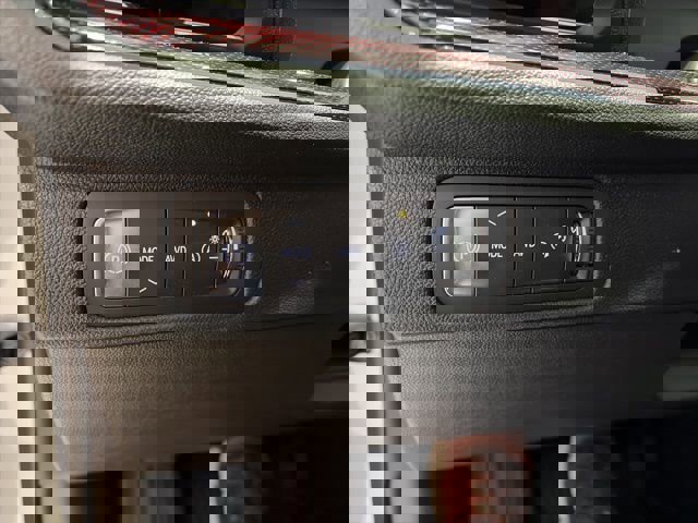 New 2026 Chevrolet Traverse Z71 w/ LPO, Floor Liner Package image 17