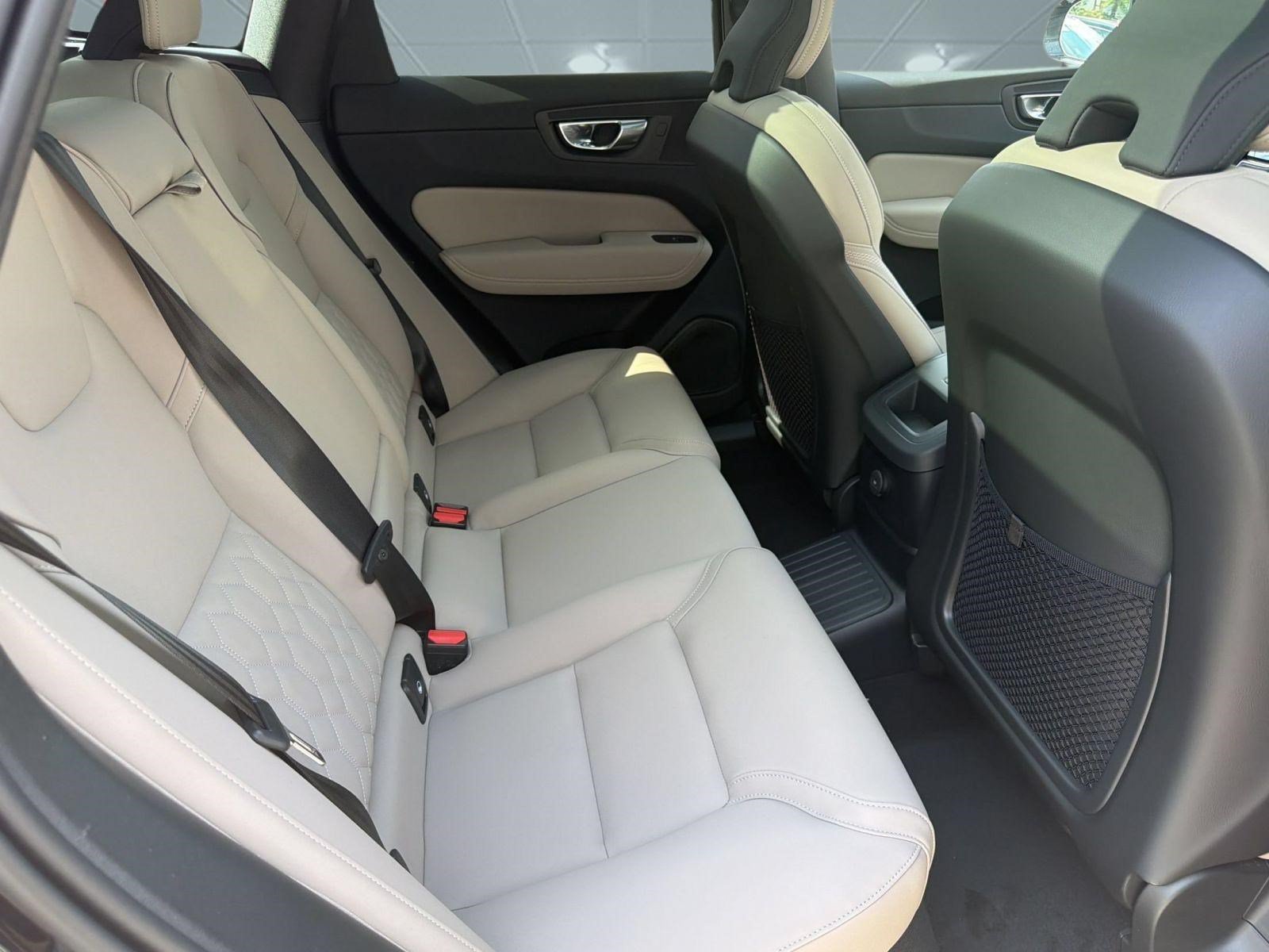 New 2026 Volvo XC60 T8 Plus w/ Protection Package Premier AWD/4WD image 30