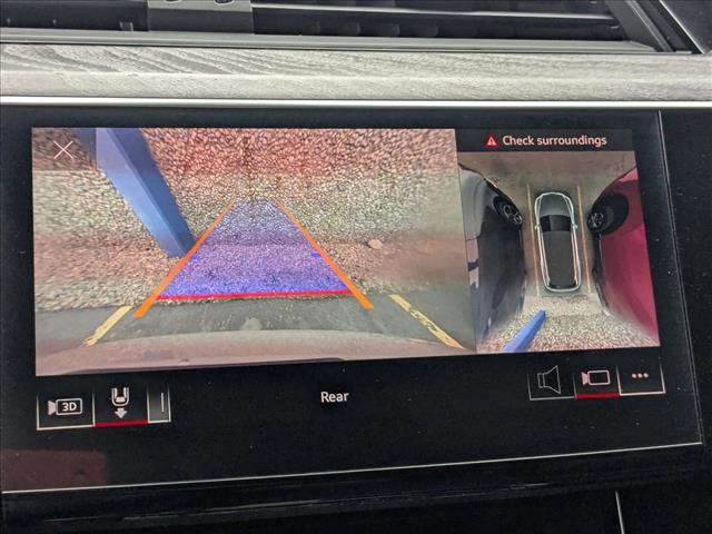 Used 2021 Audi e-tron Premium w/ Convenience Plus Package image 16