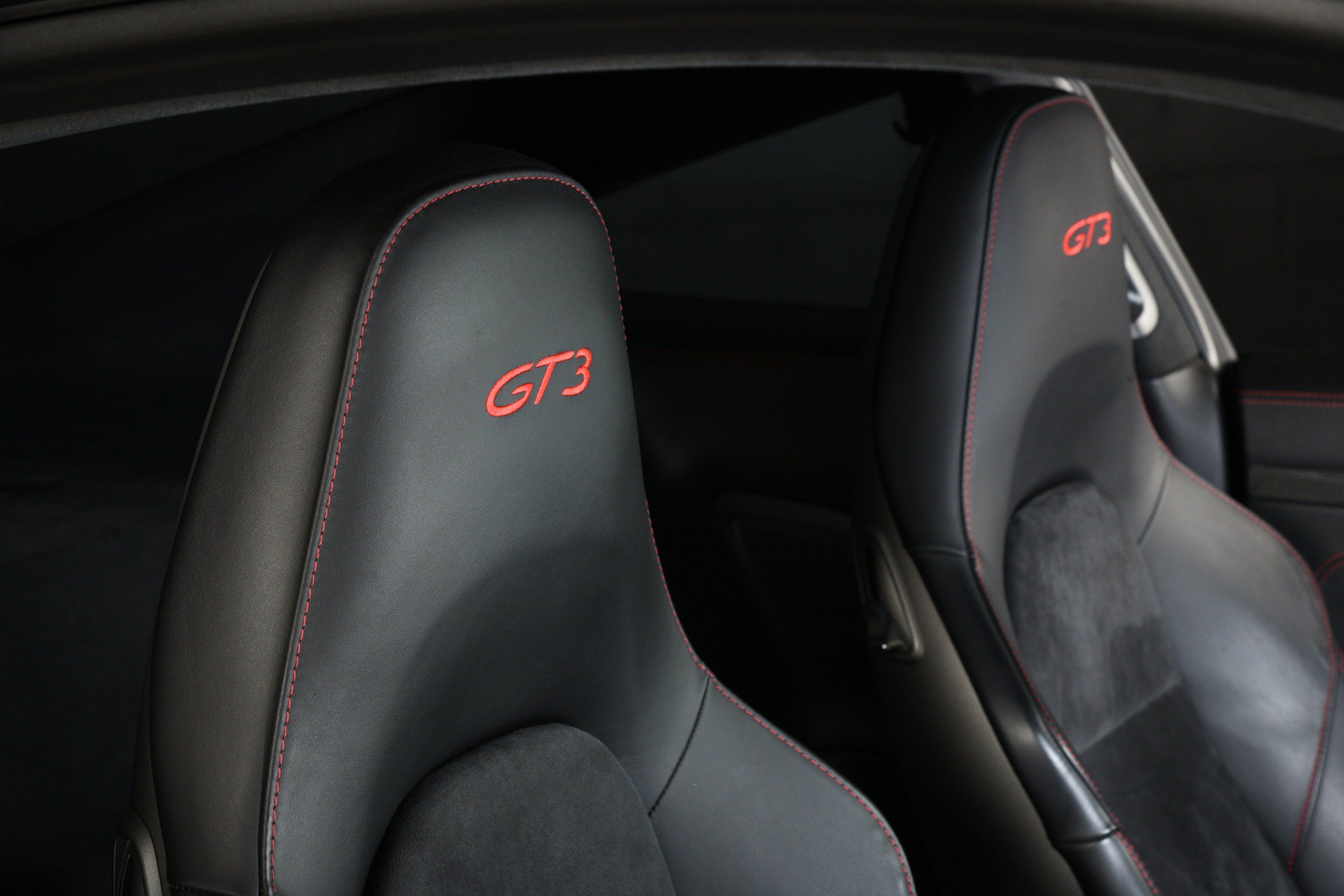 Used 2019 Porsche 911 GT3 RWD image 29