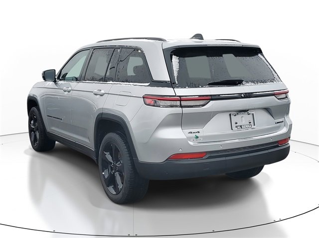 New 2025 Jeep Grand Cherokee Limited w/ Black Appearance Package image 3