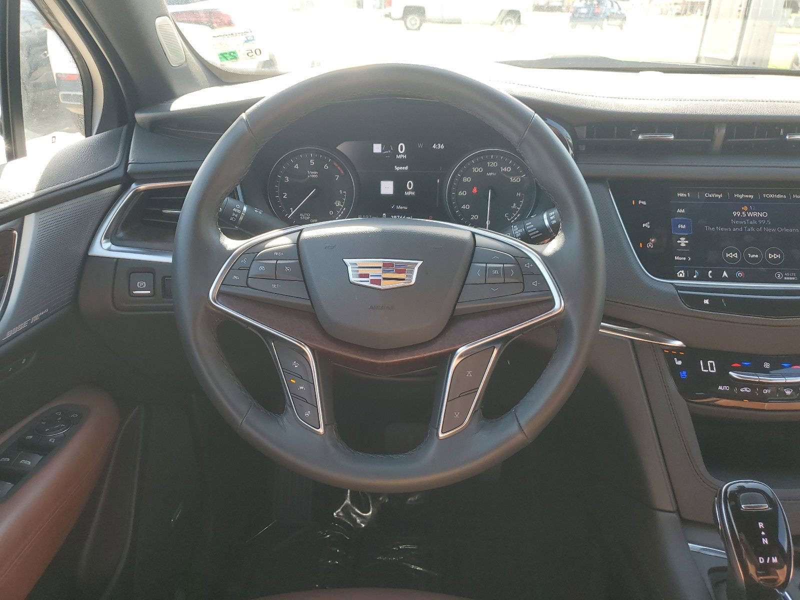 Used 2023 Cadillac XT5 Premium Luxury w/ Technology Package image 11