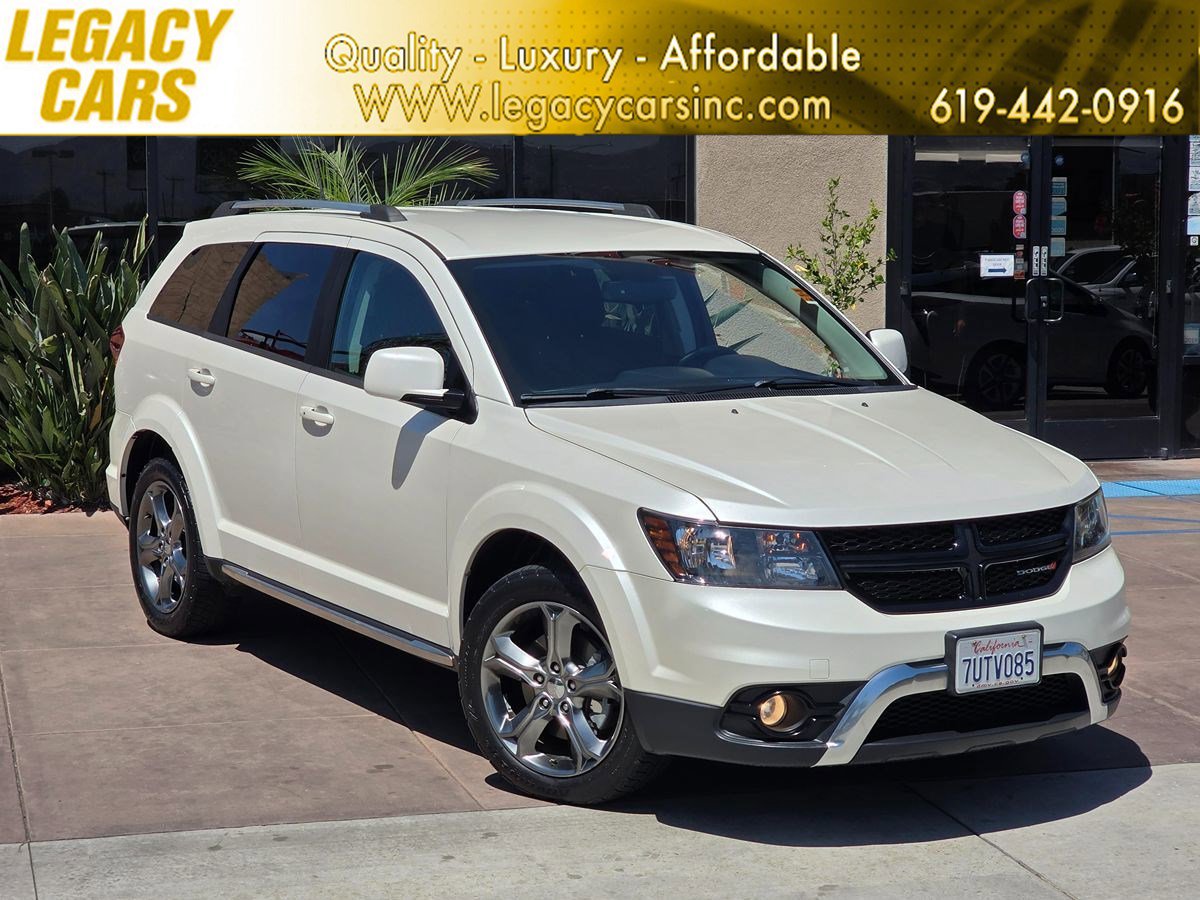 Used 2016 Dodge Journey Crossroad FWD image 1