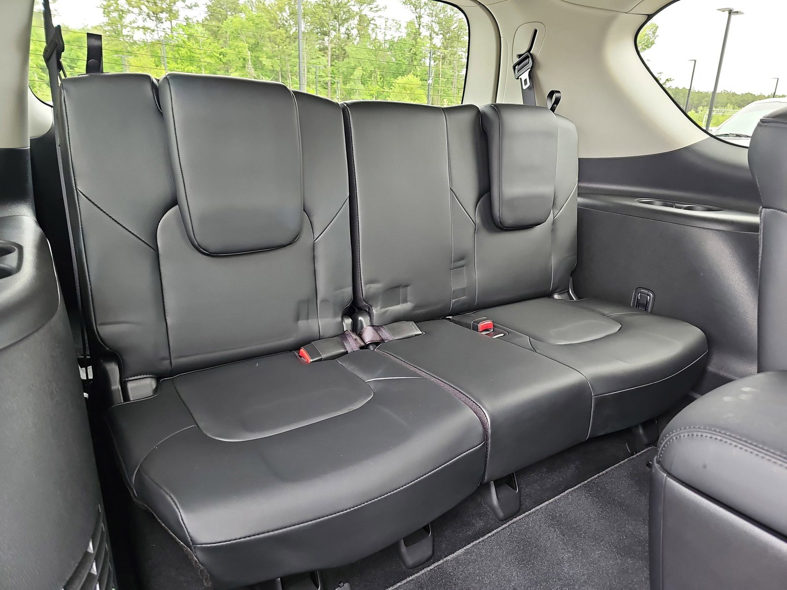 Used 2023 Nissan Armada SL w/ Captain's Chairs Package AWD/4WD image 13