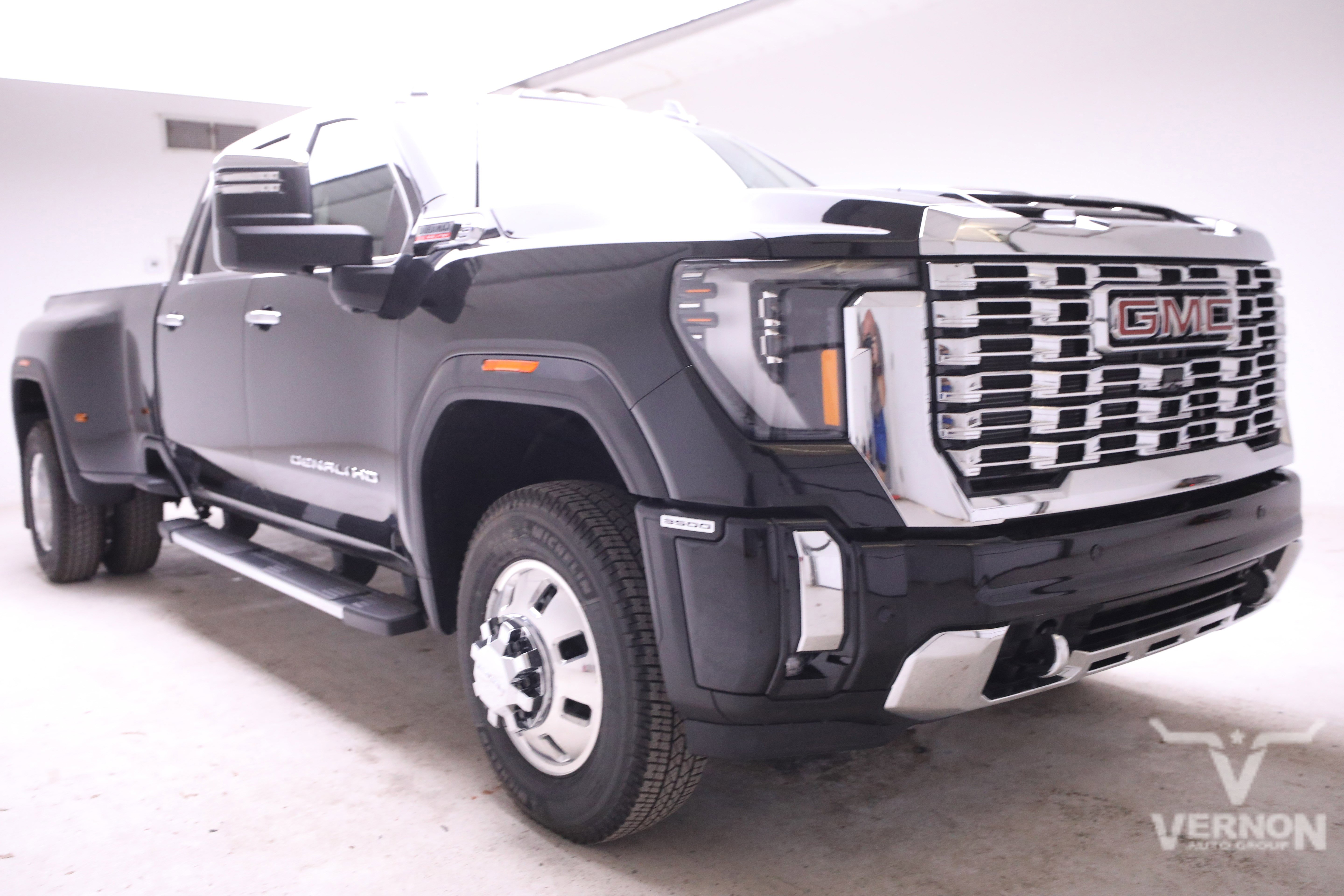 New 2026 GMC Sierra 3500 Denali image 7
