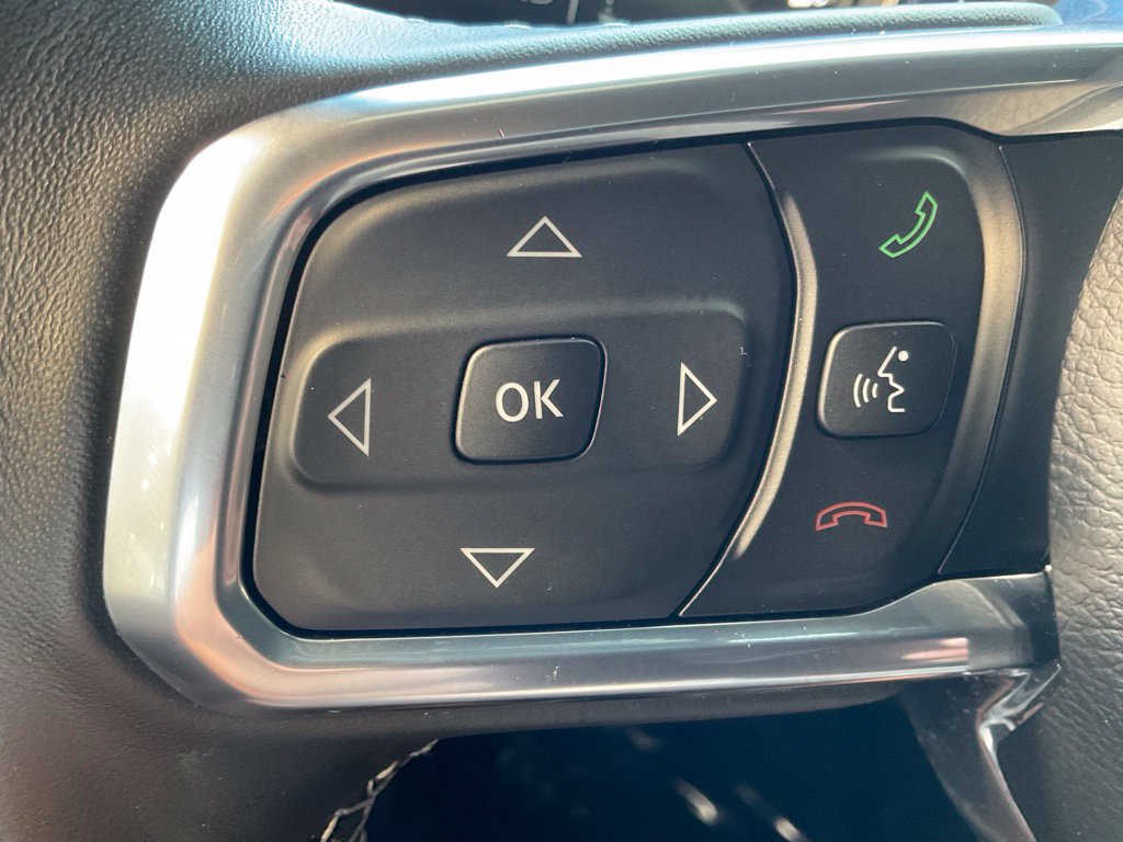 Used 2023 Jeep Wrangler Unlimited Sahara w/ Cold Weather Group AWD/4WD image 11