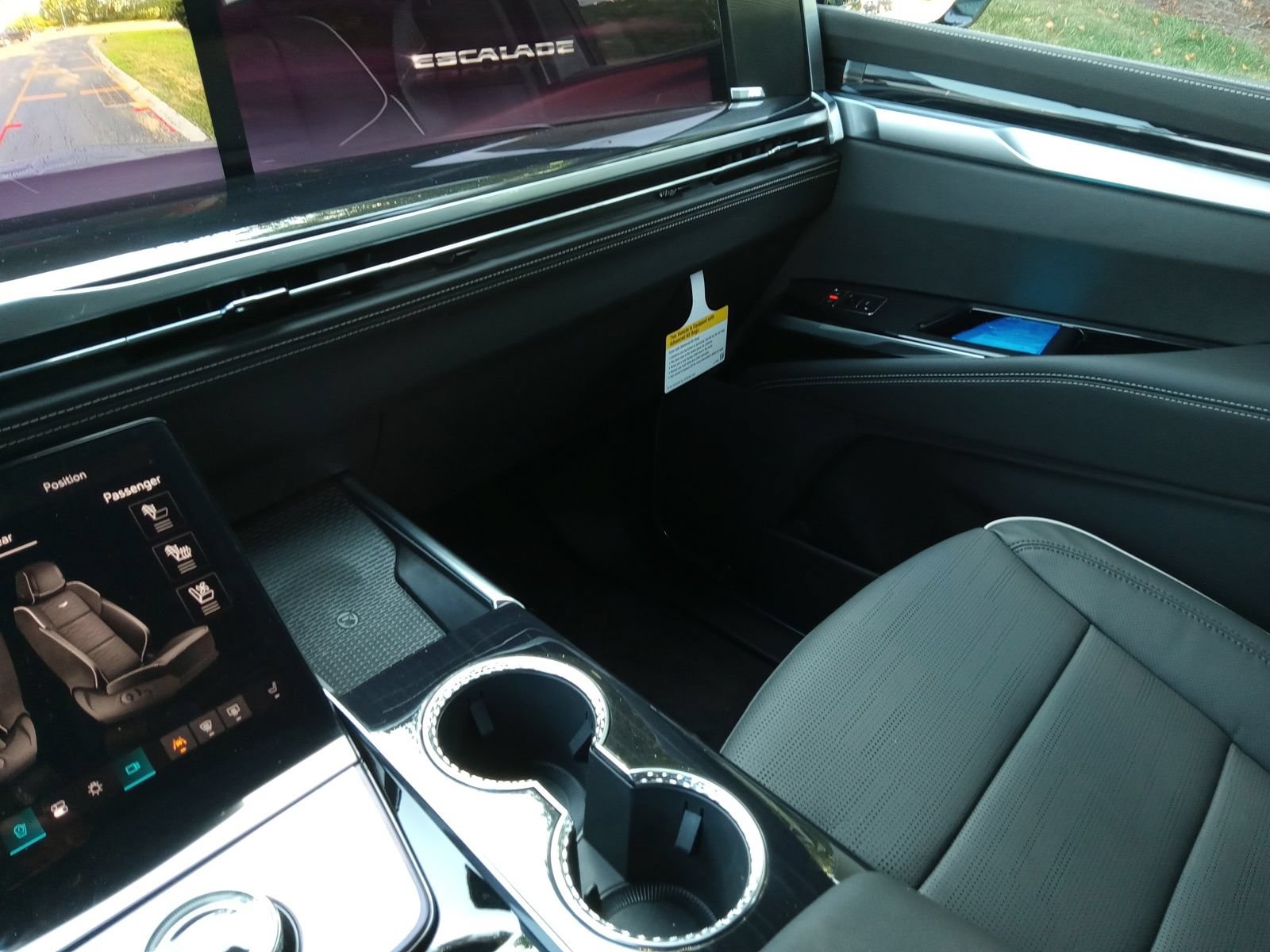 New 2026 Cadillac Escalade Sport w/ Touring Package AWD/4WD image 19