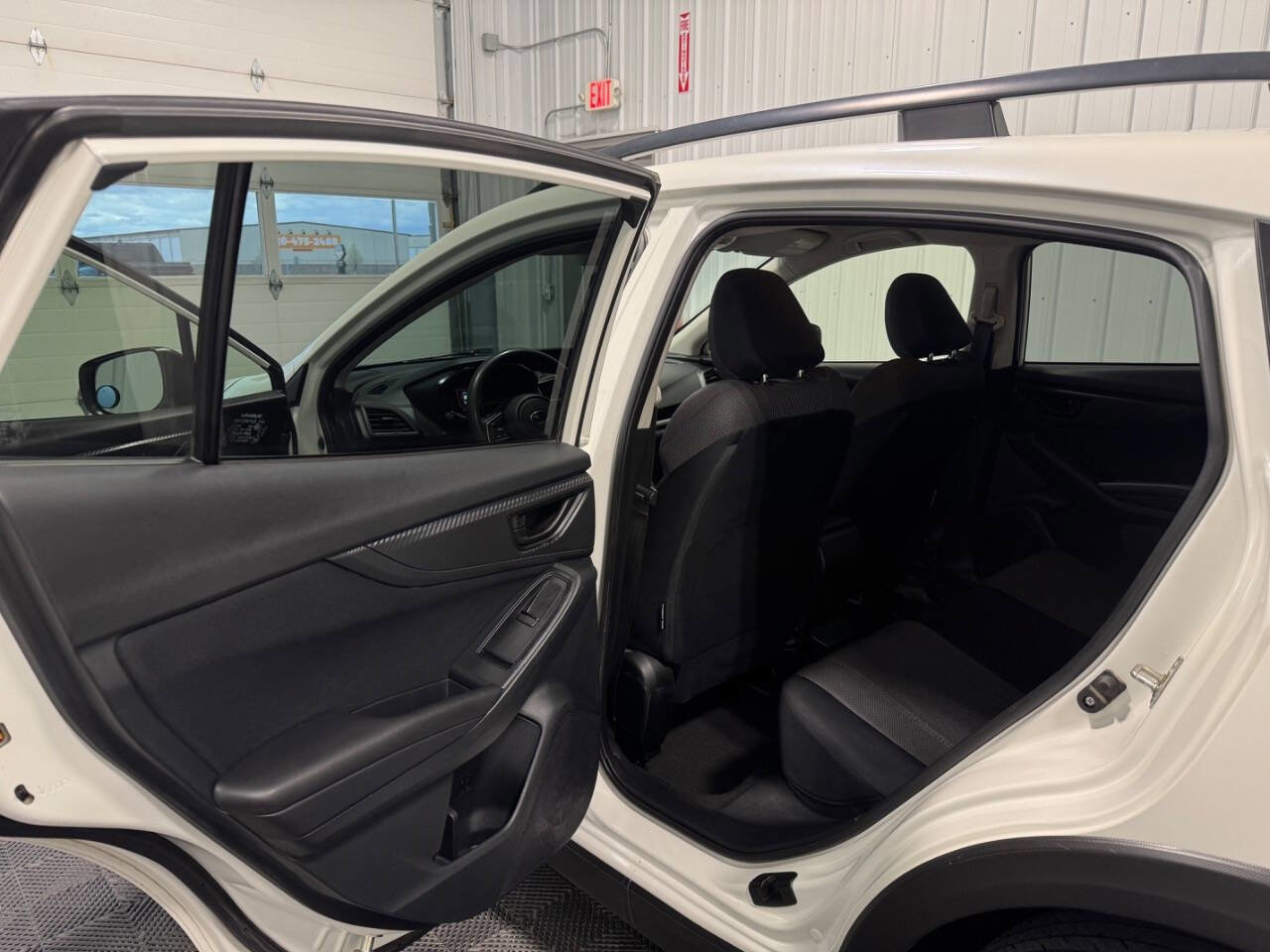 Used 2022 Subaru Crosstrek 2.0i AWD/4WD image 9