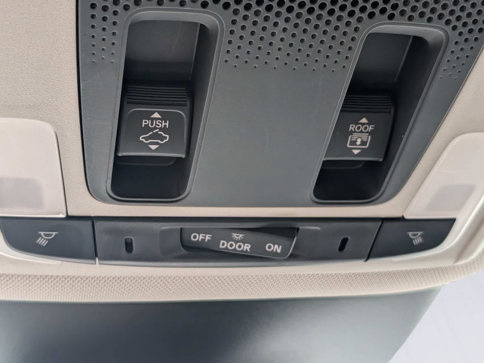 Certified 2023 Honda Pilot Elite image 37