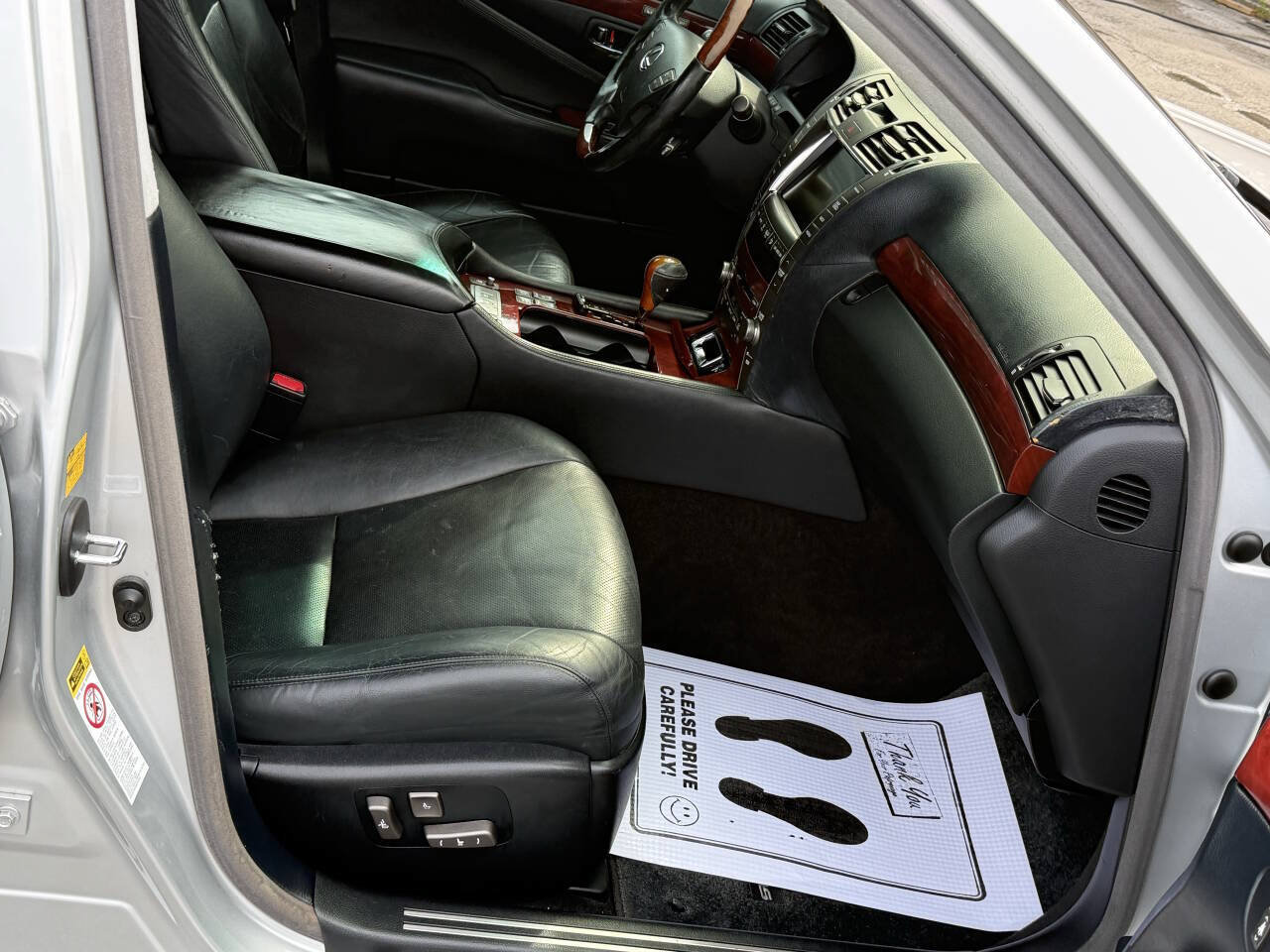 Used 2007 Lexus LS 460 L RWD image 16