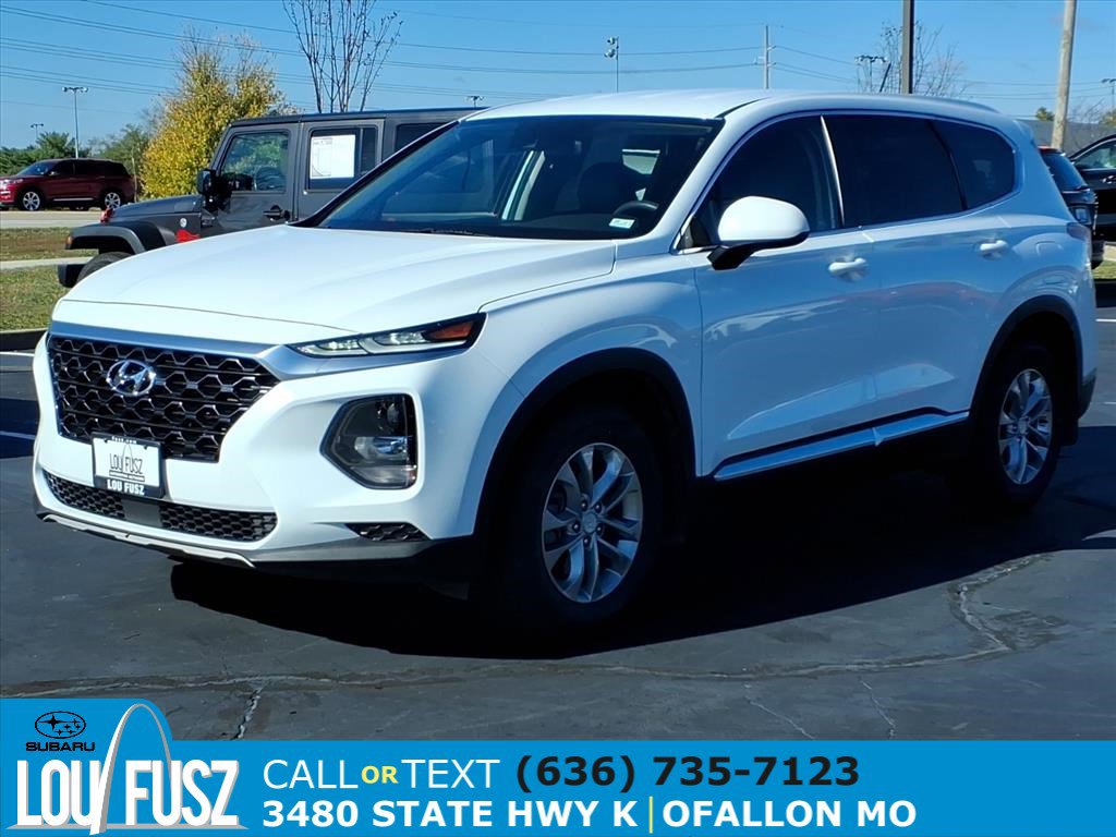 Used 2019 Hyundai Santa Fe SE image 2