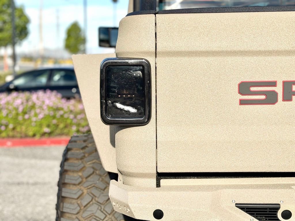 Used 2025 Jeep Gladiator Sport AWD/4WD image 11