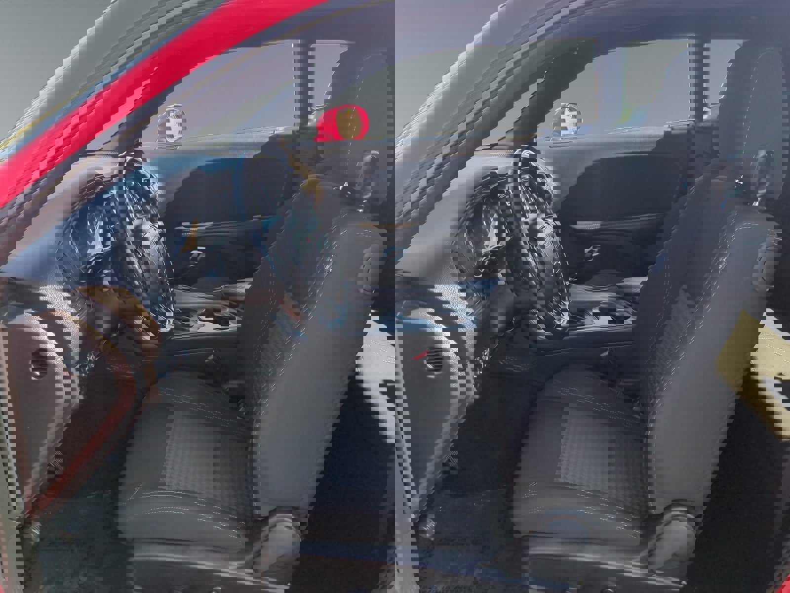 Used 2023 Dodge Challenger SXT image 9