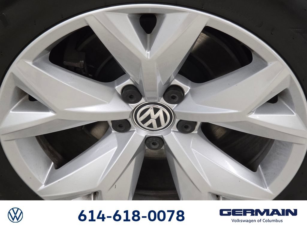 Used 2018 Volkswagen Atlas SEL AWD/4WD image 15