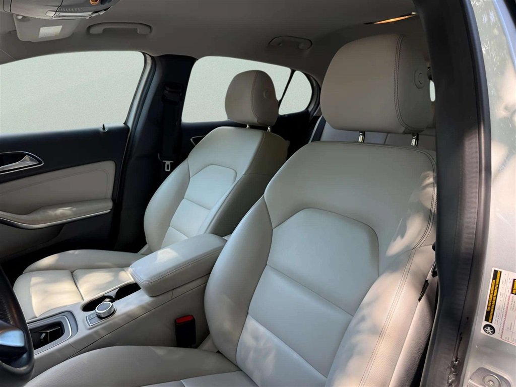 Used 2019 Mercedes-Benz GLA 250 4MATIC image 11