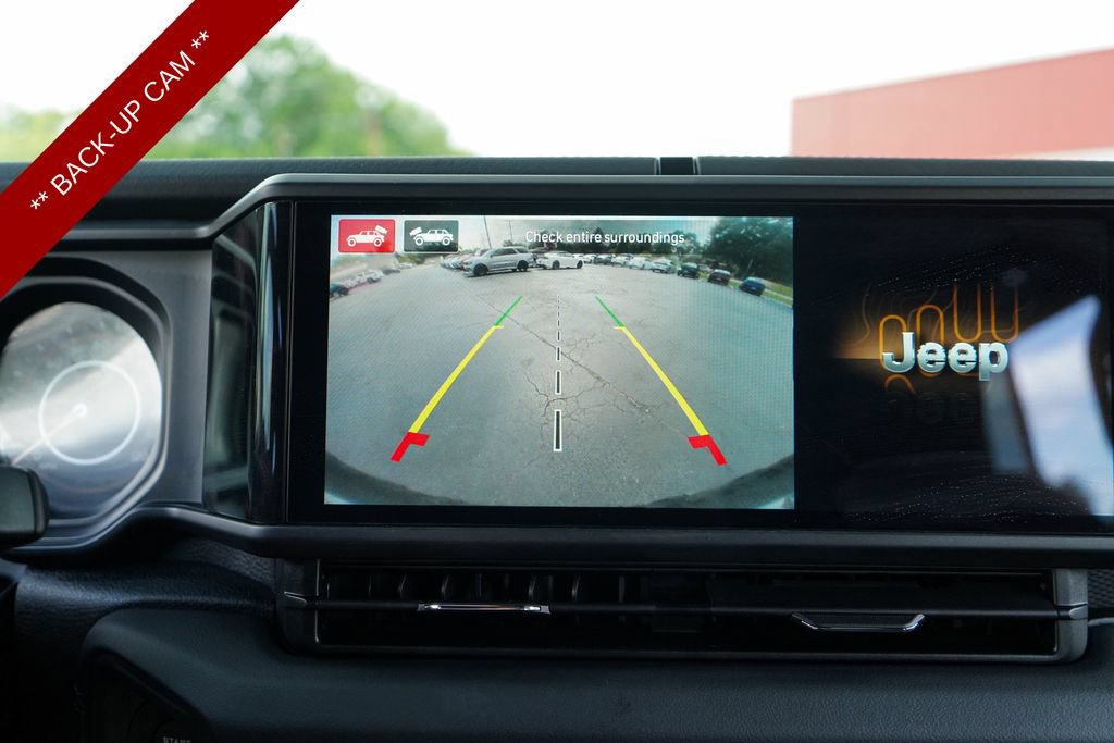 Used 2024 Jeep Wrangler Unlimited Rubicon w/ Technology Group AWD/4WD image 10