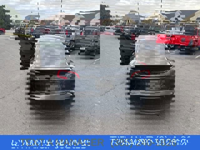 Used 2019 Tesla Model 3 Standard Range image 9