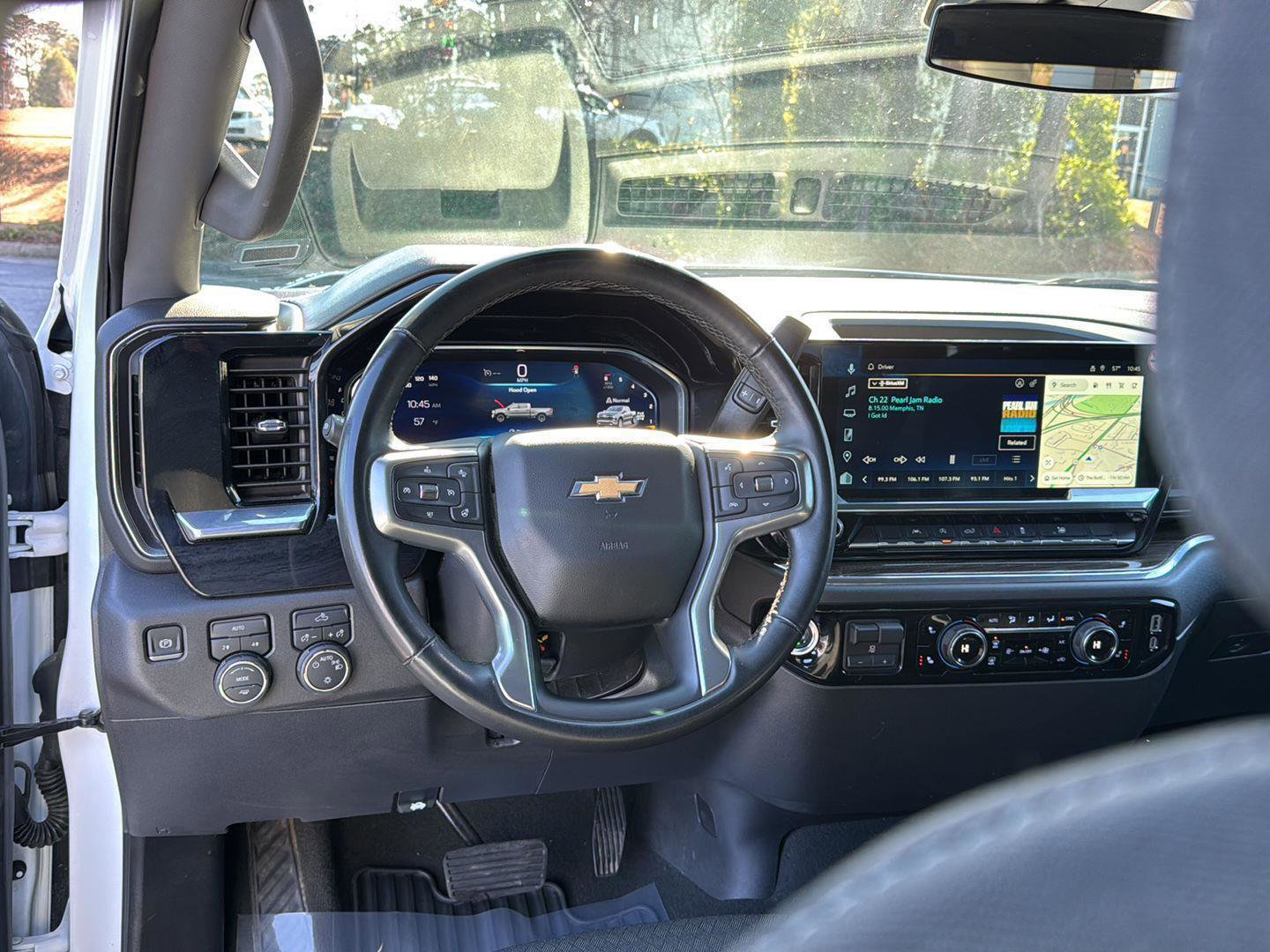 Certified 2025 Chevrolet Silverado 1500 LT image 16