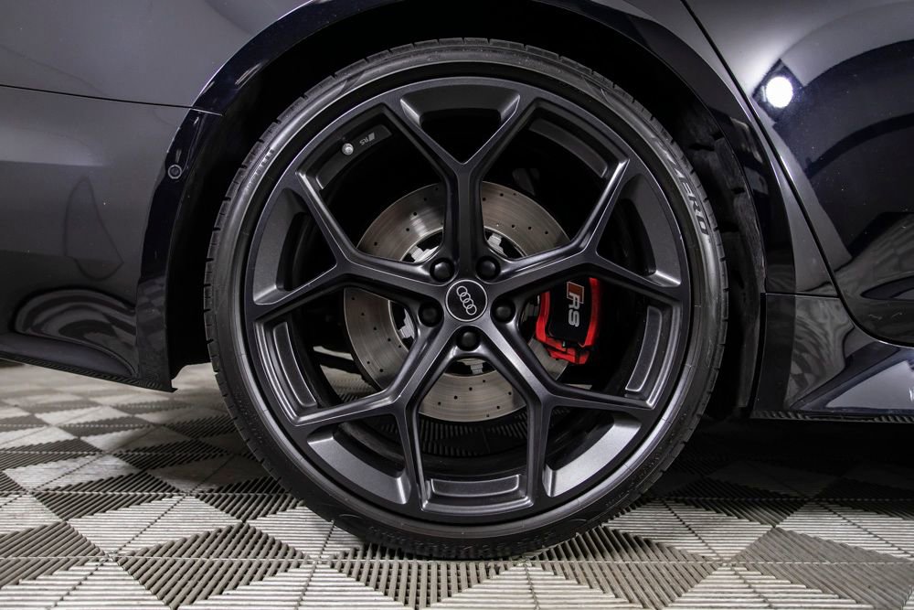 Used 2025 Audi RS 6 performance image 43