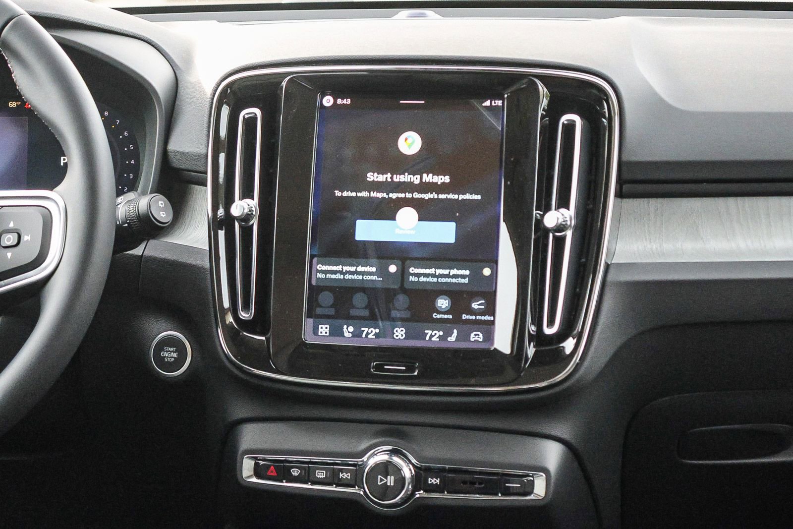 New 2026 Volvo XC40 B5 Core w/ Climate Package AWD/4WD image 24