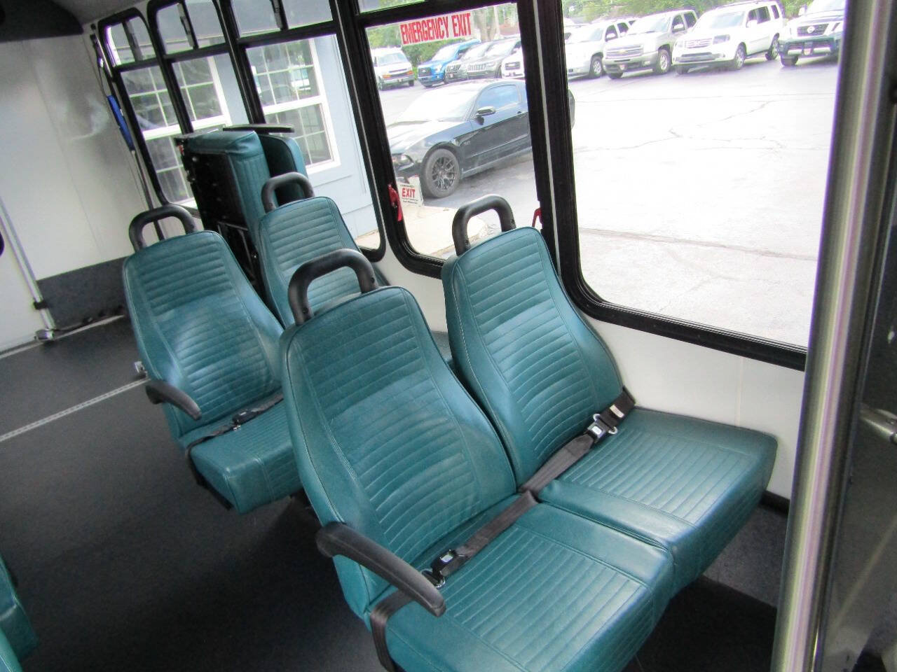 Used 2016 Ford E-350 and Econoline 350 Super Duty w/ Shuttle Bus Prep Package RWD image 6