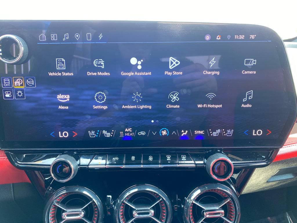 Used 2024 Chevrolet Blazer EV RS AWD/4WD image 18