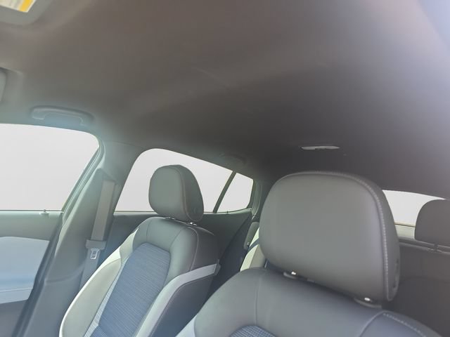 Used 2024 Buick Envista Preferred w/ Advanced Safety Package FWD image 12