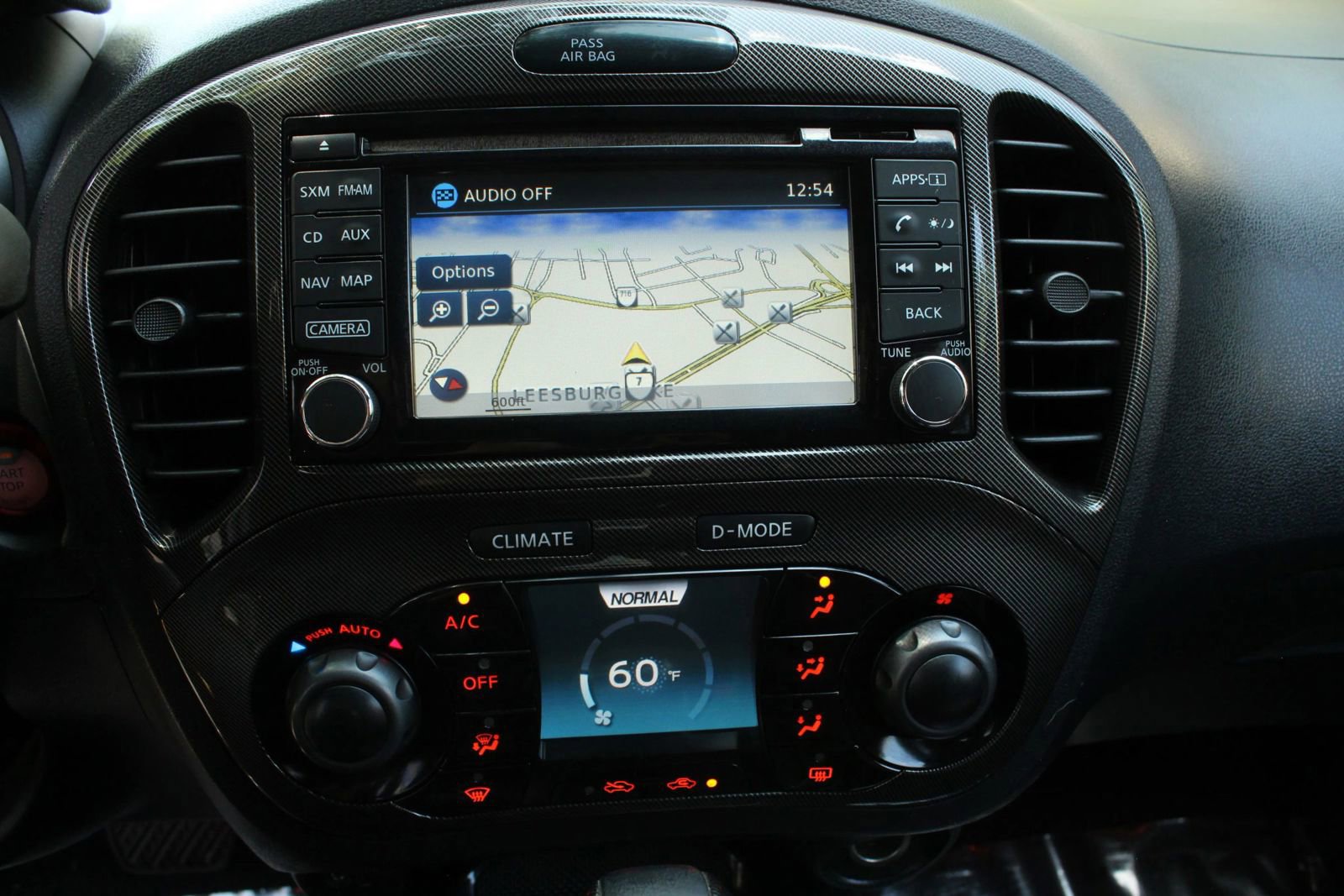 Used 2015 Nissan Juke NISMO RS w/ Interior Illumination Package AWD/4WD image 39