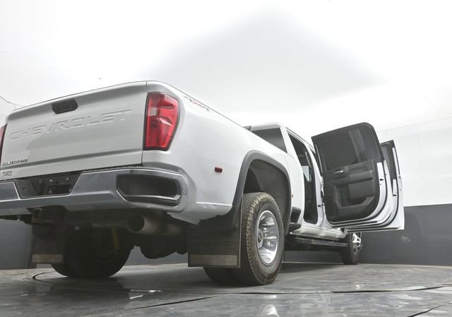 Used 2023 Chevrolet Silverado 3500 LT image 49